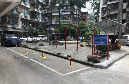 小區(qū)劃設(shè)車位收費引爭議