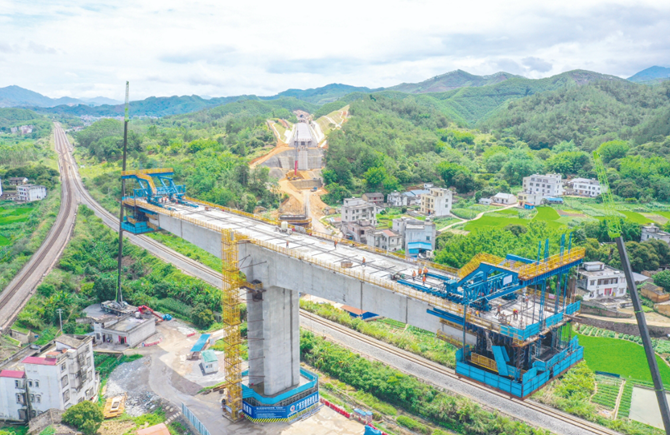 南珠高鐵建設(shè)加快推進(jìn)